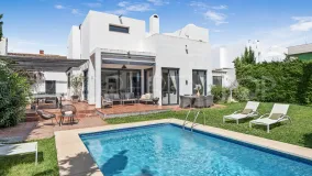Villa in Nueva Andalucia for sale