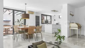 Villa in Nueva Andalucia for sale