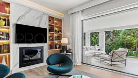 Buy Marbella Golden Mile villa with 5 bedrooms