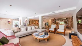 Marbella Golden Mile, duplex planta baja en venta con 3 dormitorios