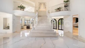 For sale villa with 6 bedrooms in Marbella Hill Club