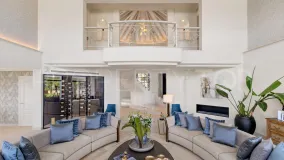 For sale villa with 6 bedrooms in Marbella Hill Club