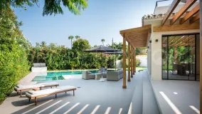 For sale villa in Guadalmina Alta