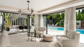 Villa for sale in Las Brisas with 4 bedrooms