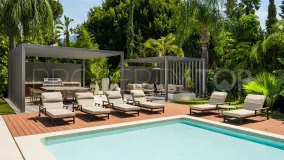 Villa for sale in Las Brisas with 4 bedrooms