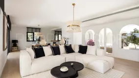 Altos del Paraiso, villa en venta