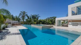 7 bedrooms villa in El Paraiso for sale