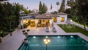 Se vende villa en La Cerquilla con 5 dormitorios