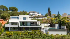 Villa in Marbella East for sale
