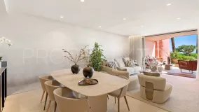 Apartamento planta baja en venta en Menara Beach