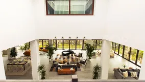 Villa a la venta con 10 dormitorios en Atalaya de Rio Verde