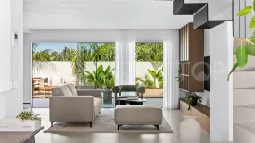 Nueva Andalucia town house for sale