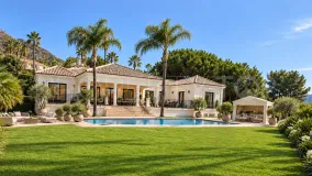 For sale villa with 5 bedrooms in Sierra Blanca