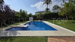 Comprar villa en Balcones de Sierra Blanca
