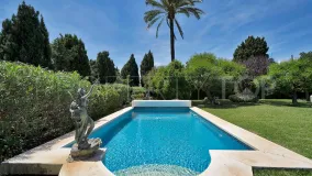 For sale villa in El Paraiso