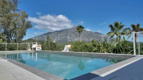 Nueva Andalucia, villa en venta de 4 dormitorios