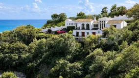 Benahavis, villa a la venta de 4 dormitorios