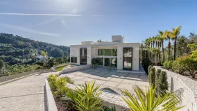 Villa in La Zagaleta for sale