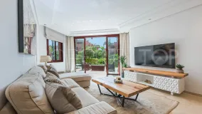 Apartamento planta baja en venta en Menara Beach