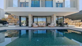 Villa en venta en Estepona