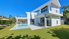 Comprar villa en El Rosario