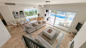 Buy La Mairena 4 bedrooms town house