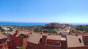Comprar apartamento con 4 dormitorios en Sitio de Calahonda