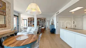 Comprar apartamento con 4 dormitorios en Sitio de Calahonda