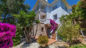 Villa for sale in Cala de Mijas with 3 bedrooms