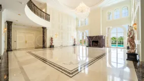 7 bedrooms villa for sale in Sierra Blanca