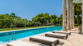 Villa de 7 dormitorios en venta en Sierra Blanca