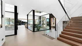 For sale villa in El Madroñal with 6 bedrooms