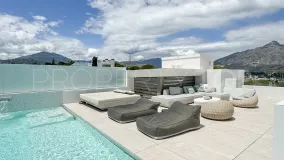 Semi detached villa with 4 bedrooms for sale in Nueva Andalucia