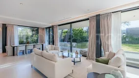 Villa en venta en Rocio de Nagüeles con 5 dormitorios