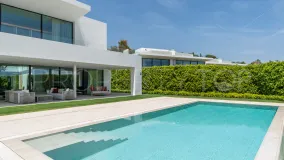 Marbella Golden Mile, villa con 5 dormitorios a la venta