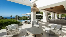 Villa for sale in Altos Reales