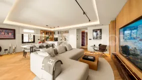 4 bedrooms apartment for sale in Monte Halcones