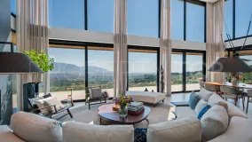 Villa for sale in Marbella East with 6 bedrooms