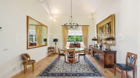 For sale villa with 5 bedrooms in Haza del Conde