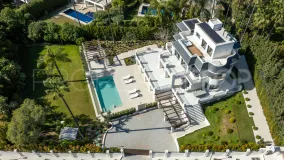 For sale Nueva Andalucia 6 bedrooms villa
