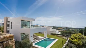 Estepona Golf villa for sale