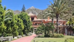 Istan, finca de 5 dormitorios a la venta