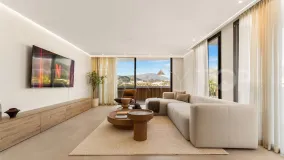 Nueva Andalucia apartment for sale
