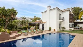 Villa de 4 dormitorios a la venta en La Quinta