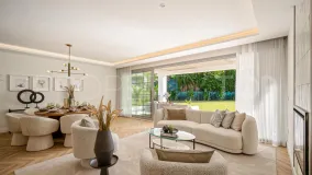 Buy 4 bedrooms villa in Los Arqueros