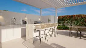Se vende apartamento en La Quinta de 4 dormitorios