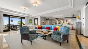 For sale duplex penthouse in Marbella Golden Mile