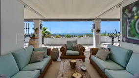 For sale duplex penthouse in Marbella Golden Mile