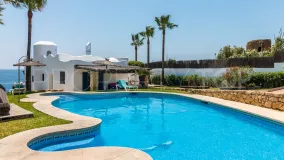 3 bedrooms Manilva Beach villa for sale