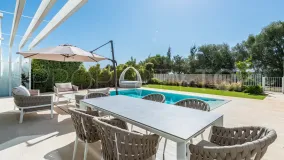For sale town house with 4 bedrooms in La Finca